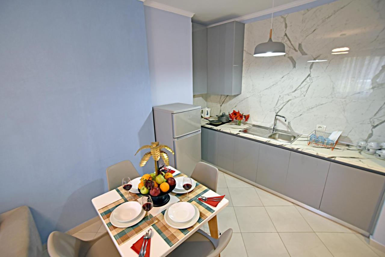 Sunrise Suites Vlore Bagian luar foto