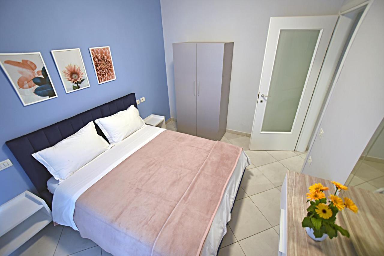 Sunrise Suites Vlore Bagian luar foto