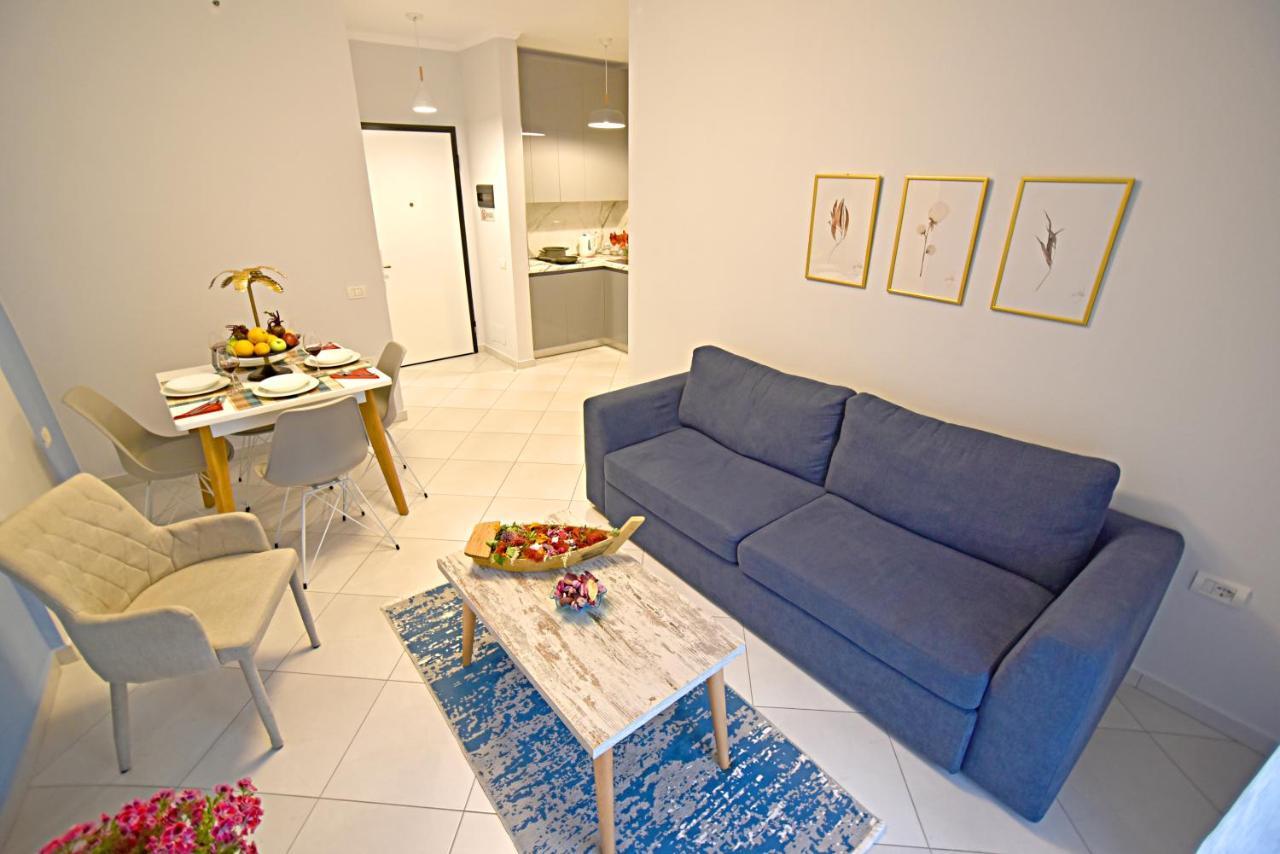 Sunrise Suites Vlore Bagian luar foto