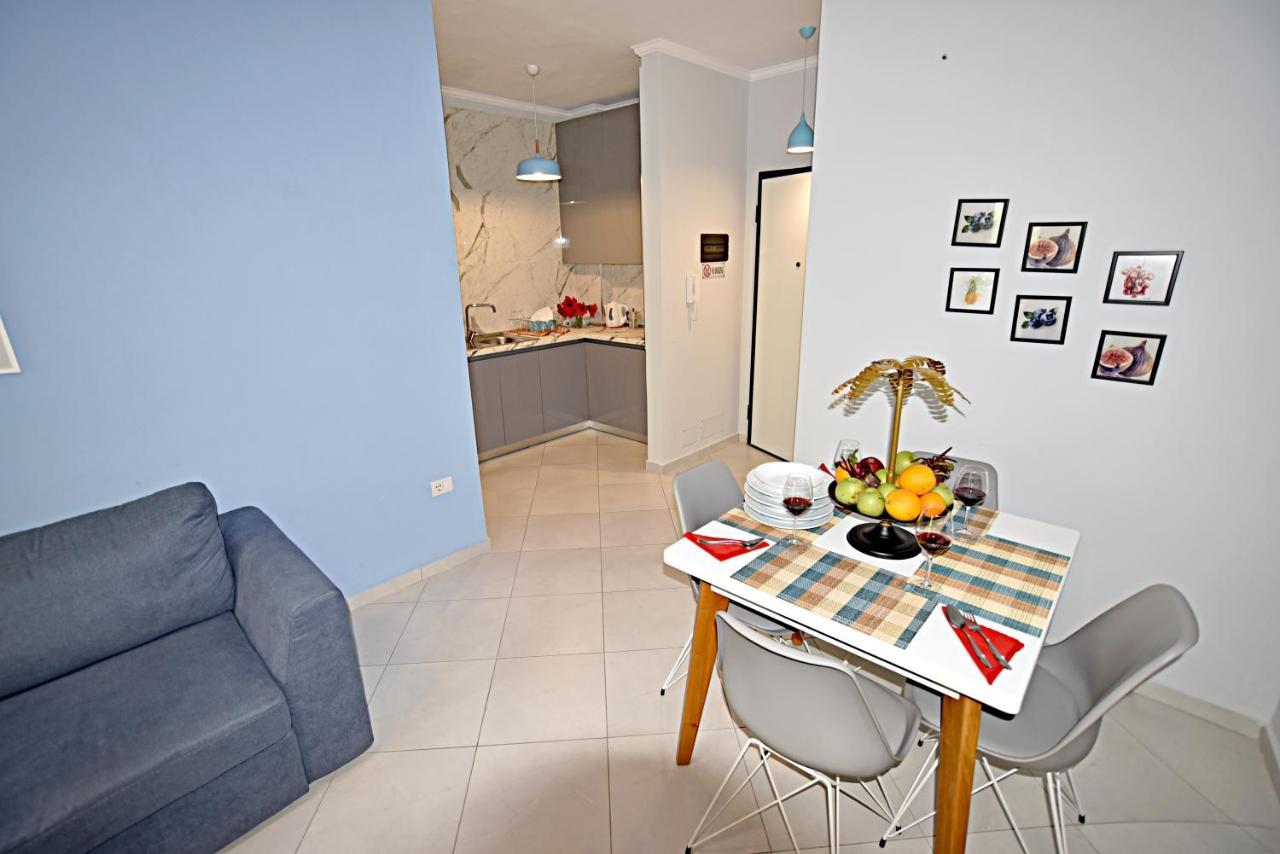 Sunrise Suites Vlore Bagian luar foto